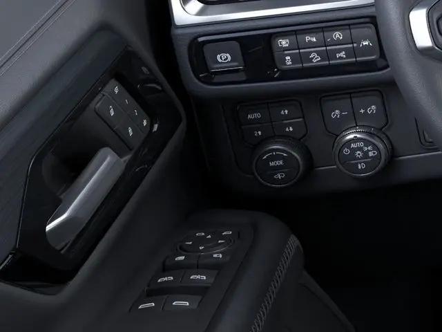 2026 GMC Yukon 4WD Denali