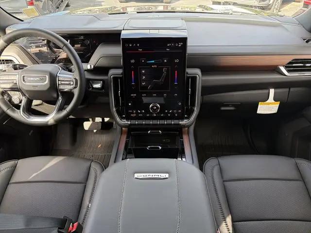 2026 GMC Yukon XL 4WD Denali