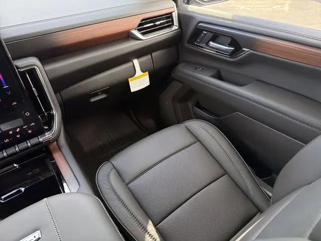 2026 GMC Yukon XL 4WD Denali