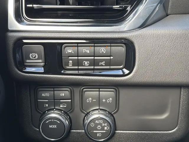 2026 GMC Yukon XL 4WD Denali