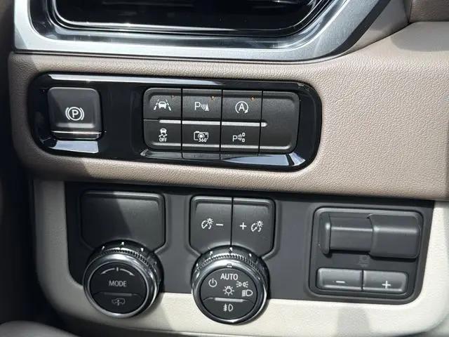 2026 GMC Yukon XL 2WD Denali