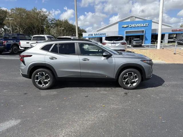 2026 Chevrolet Trax FWD LT