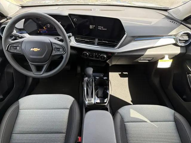 2026 Chevrolet Trax FWD LT