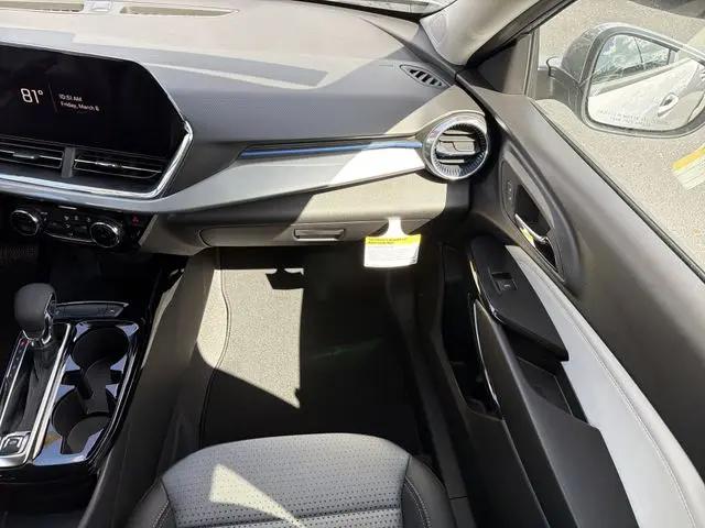 2026 Chevrolet Trax FWD LT