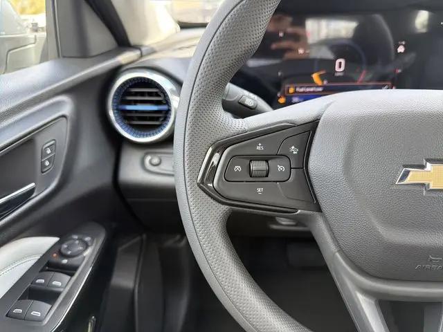 2026 Chevrolet Trax FWD LT