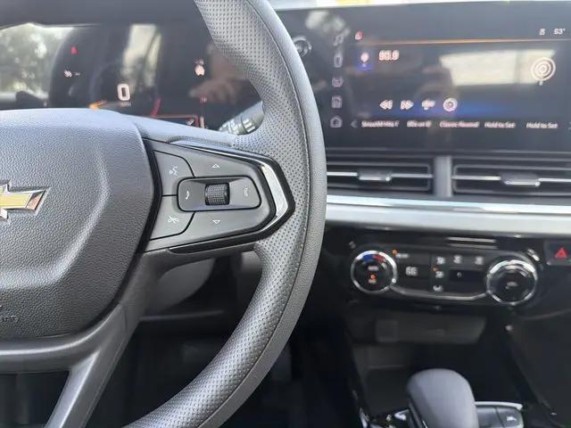 2026 Chevrolet Trax FWD LT