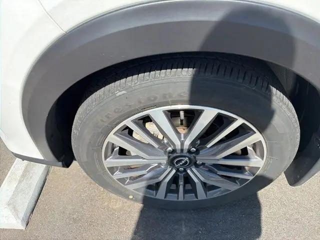 2023 Nissan Kicks SV Xtronic CVT