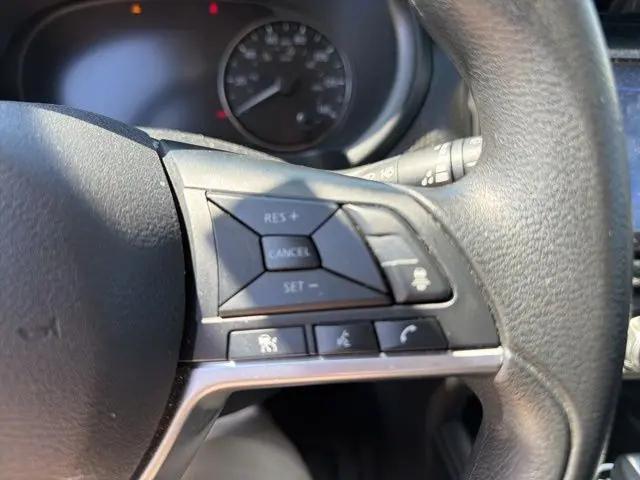 2023 Nissan Kicks SV Xtronic CVT