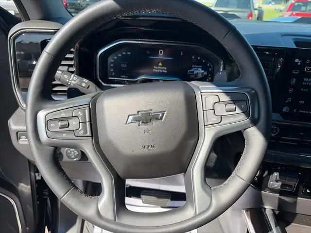 2023 Chevrolet Silverado 1500 4WD Crew Cab Short Bed LT Trail Boss