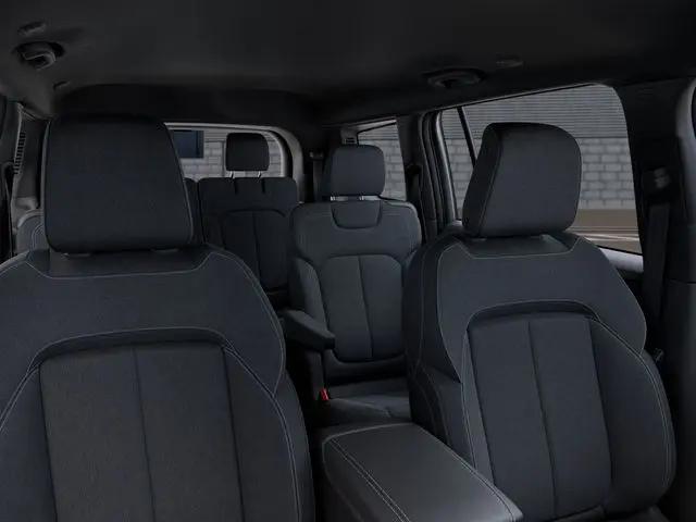 2026 Jeep Grand Cherokee L Altitude 4x2