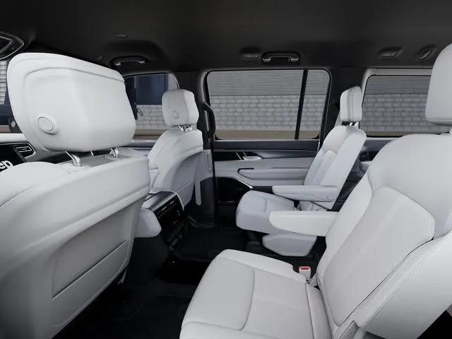 2026 Jeep Grand Wagoneer 4x2