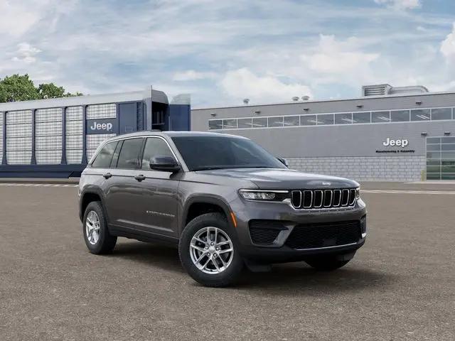 2026 Jeep Grand Cherokee Altitude 4x2