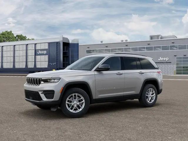 2026 Jeep Grand Cherokee Altitude 4x2