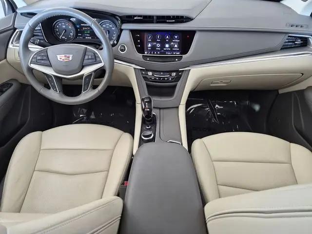 2023 Cadillac XT5 AWD Premium Luxury