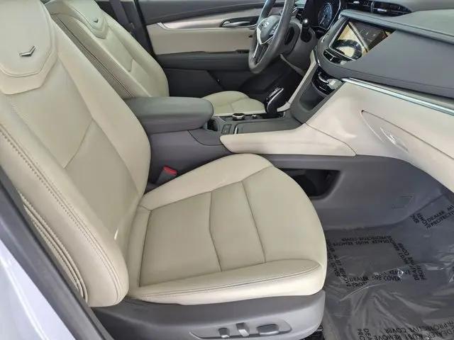 2023 Cadillac XT5 AWD Premium Luxury
