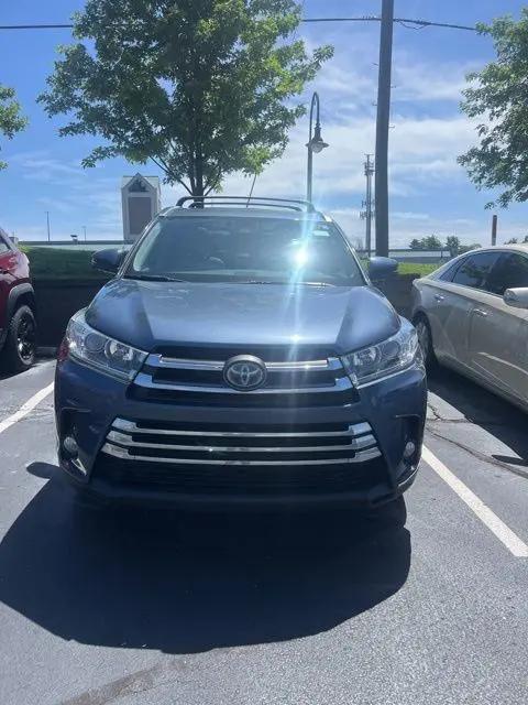 2017 Toyota Highlander Hybrid Limited Platinum