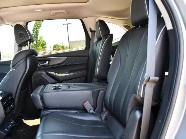 2022 Acura MDX Advance Package