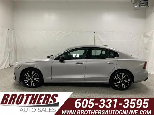 2023 Volvo S60 B5 Core Dark Theme for sale in Sioux Falls, SD