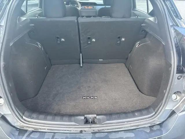2019 Nissan Kicks S
