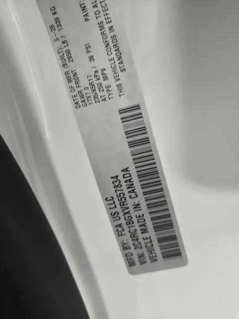 2027 Chrysler Pacifica Select
