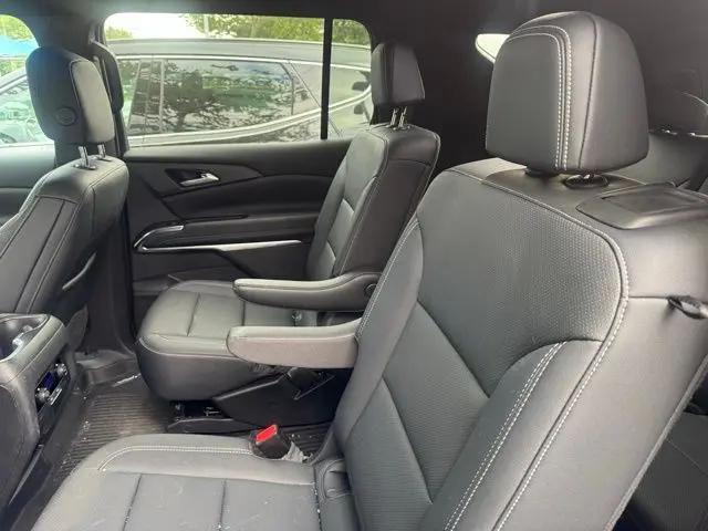 2024 Chevrolet Traverse AWD LT