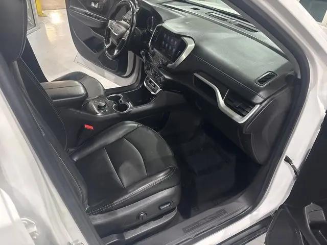 2024 GMC Terrain AWD SLT