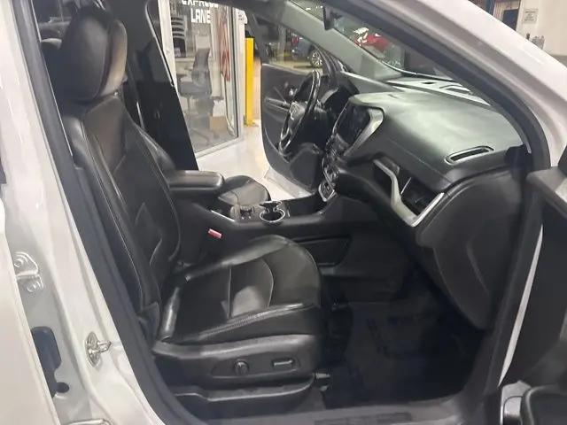 2024 GMC Terrain AWD SLT