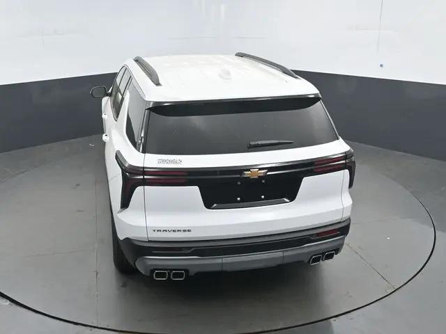 2025 Chevrolet Traverse FWD LT