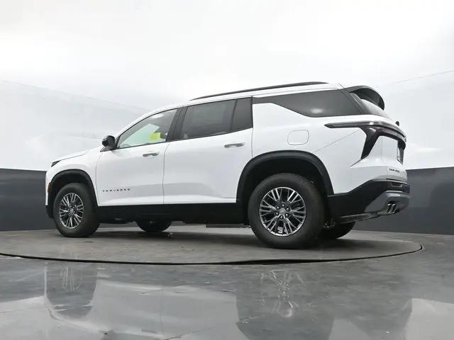 2025 Chevrolet Traverse FWD LT