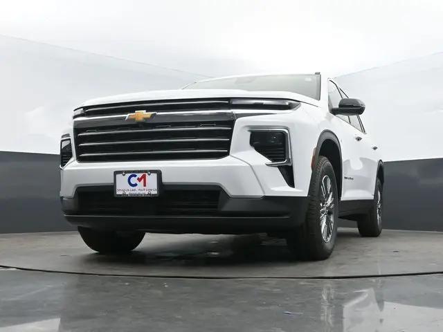 2025 Chevrolet Traverse FWD LT