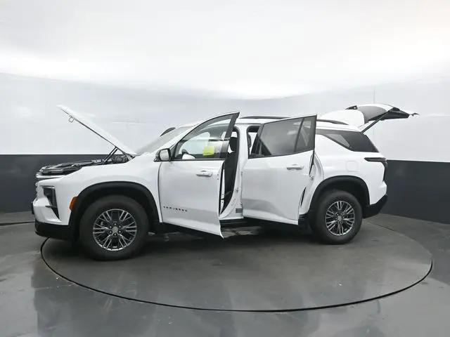 2025 Chevrolet Traverse FWD LT