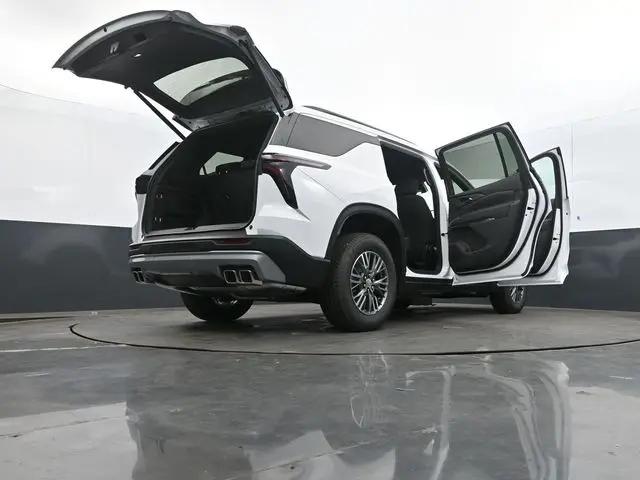 2025 Chevrolet Traverse FWD LT