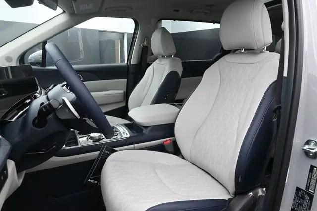 2026 Kia Carnival MPV SX