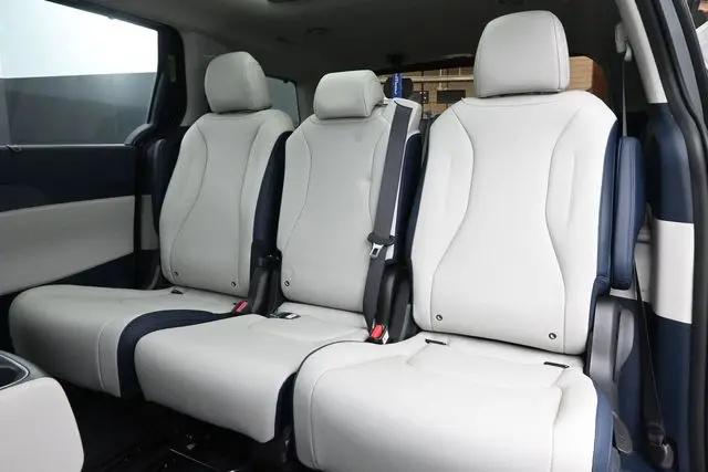 2026 Kia Carnival MPV SX