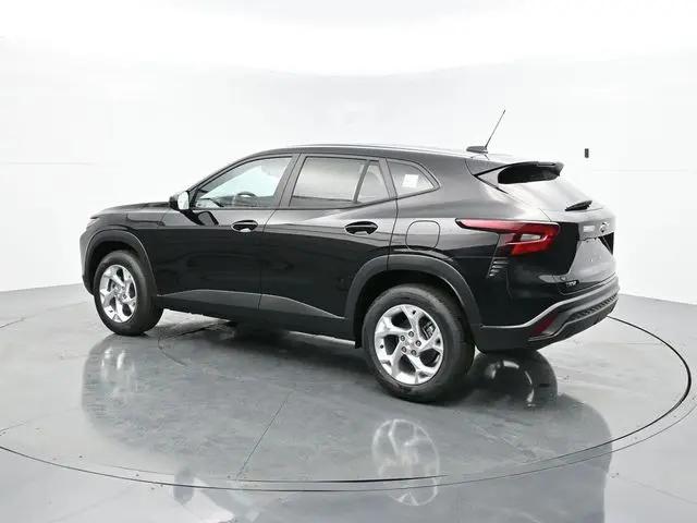 2026 Chevrolet Trax FWD LS