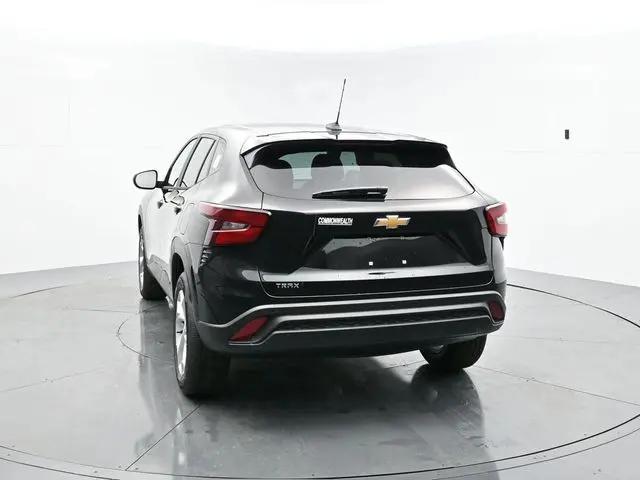 2026 Chevrolet Trax FWD LS