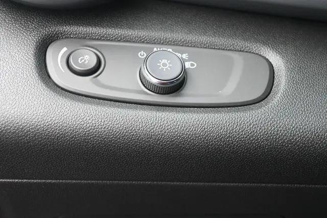2026 Chevrolet Trax FWD LS