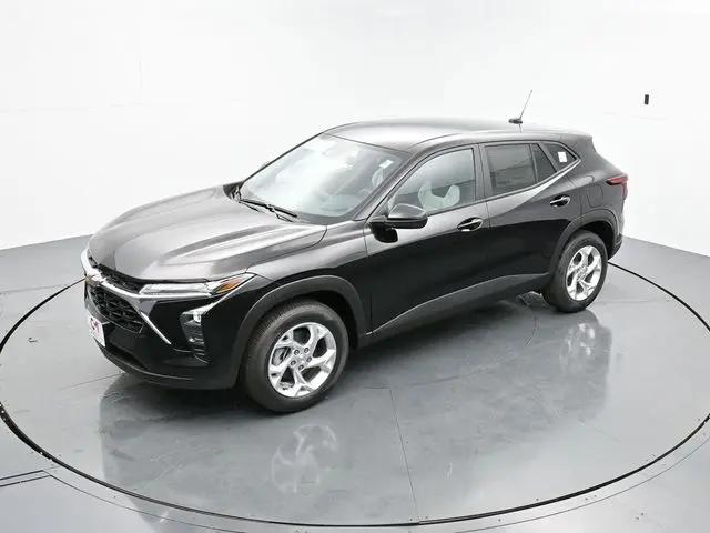 2026 Chevrolet Trax FWD LS