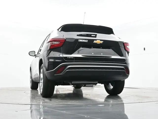 2026 Chevrolet Trax FWD LS