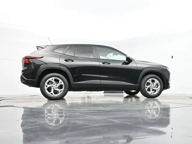 2026 Chevrolet Trax FWD LS