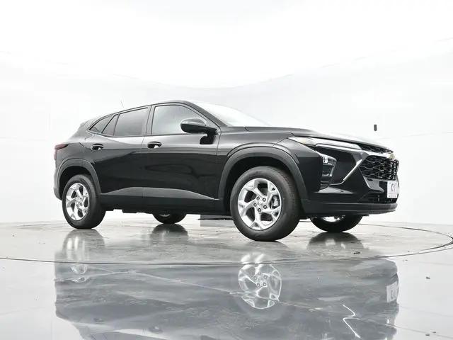 2026 Chevrolet Trax FWD LS