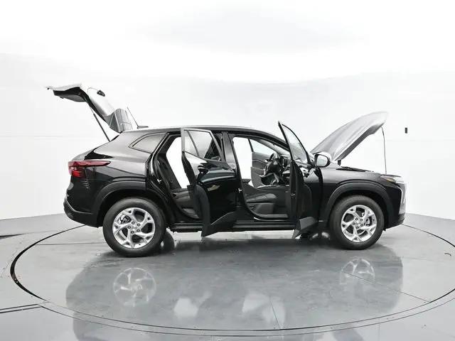 2026 Chevrolet Trax FWD LS