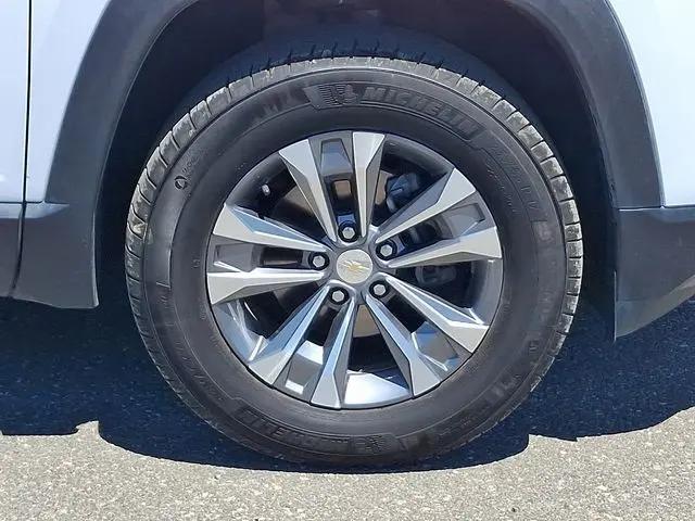 2025 Chevrolet Equinox AWD LT