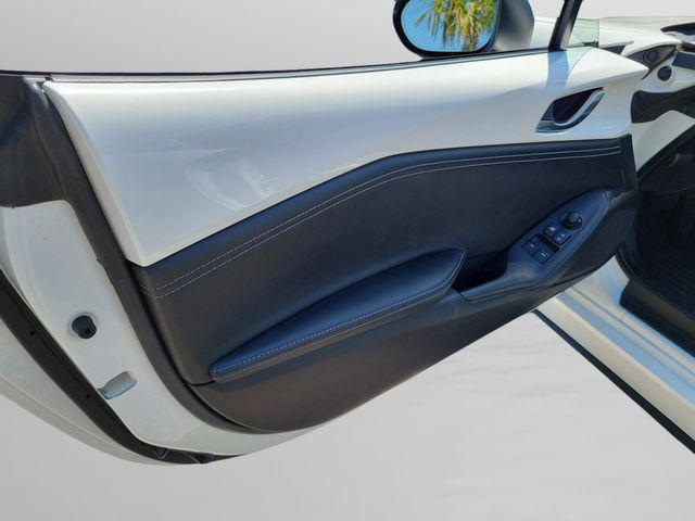 2022 Mazda MX-5 Miata RF Grand Touring