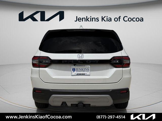 2023 Honda Pilot 2WD EX-L 7 Passenger