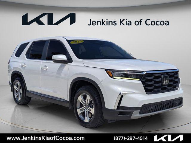 2023 Honda Pilot AWD EX-L 8 Passenger