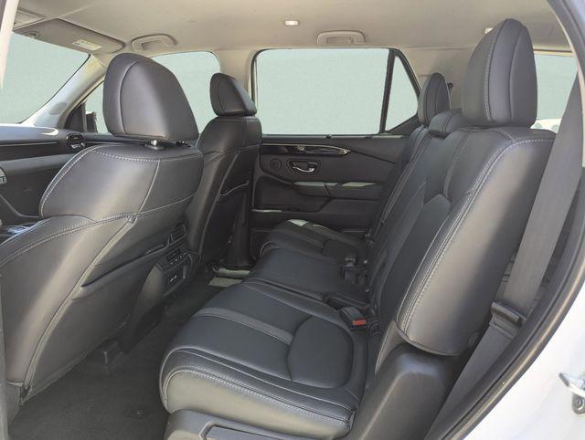 2023 Honda Pilot AWD EX-L 8 Passenger