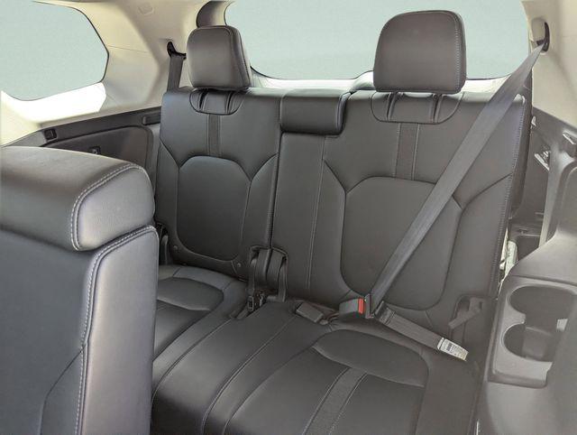 2023 Honda Pilot AWD EX-L 8 Passenger