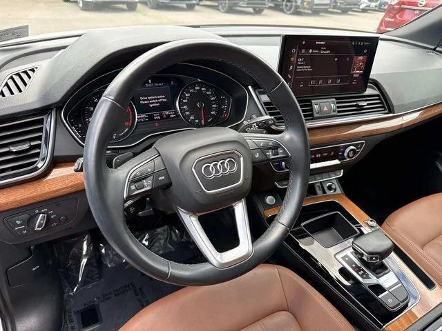 2021 Audi Q5 Premium 45 TFSI quattro S tronic 2021 Audi Q5 Premium 45 TFSI quattro S tronic