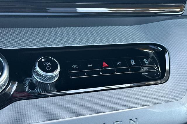 2025 Ford Expedition Active MAX